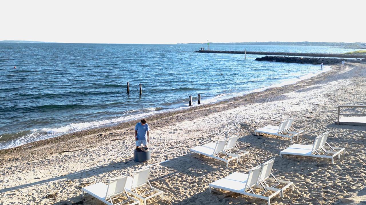 Falmouth Tides Exterior photo