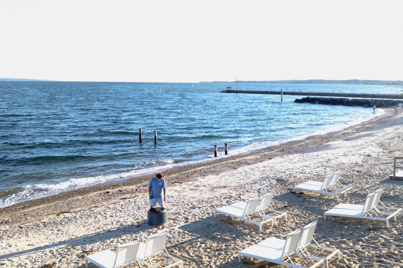 Falmouth Tides Exterior photo